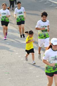 BIB: 
                            <button type="button" onclick="openModal(3554340)" class="btn btn-primary btn-sm float-right btn-popup" data-toggle="modal" data-target=".modal-high-quality">
                        <i class="fas fa-shopping-cart"></i> Add to Cart
                    </button>
                                            <button type="button" onclick="isThisMe(3554340, true)" class="btn btn-success btn-sm float-right btn-popup btn-isme hidden" data-toggle="tooltip" data-placement="bottom" title="นี่คือรูปของคุณใช่ไหม คลิกที่นี่เพื่อเอาเข้าอัลบั้ม">
                        <i class="fas fa-plus"></i> Add to album
                    </button>
                    <button type="button" onclick="isThisMe(3554340, false)" class="btn btn-warning btn-sm float-right btn-popup btn-isnotme hidden">
                        <i class="fas fa-ban"></i> Remove from album
                    </button>